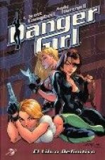 DANGER GIRL EL LIBRO DEFINITIVO