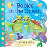 Bebés En El Mar / Babies in the Ocean (Spanish Edition)