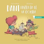 Dani disfruta de la comida