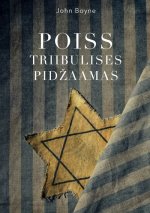 Poiss triibulises pidzhaamas