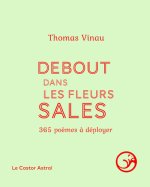 Debout dans les fleurs