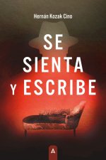 Se sienta y escribe