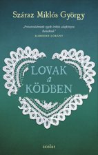 Lovak a ködben - puhatáblás