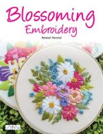 Blossoming Embroidery: 15 Fun Floral Embroidery Designs
