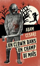 Un clown dans un champ de maïs
