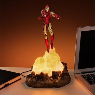 Iron Man Figurka svďż˝tďż˝cďż˝