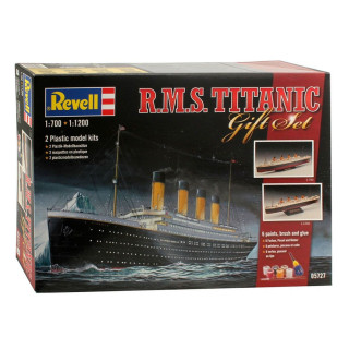 Zestaw upominkowy RMS Titanic 1:700 i 1:1200.