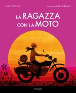 ragazza con la moto