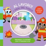 vigili del fuoco. Al lavoro