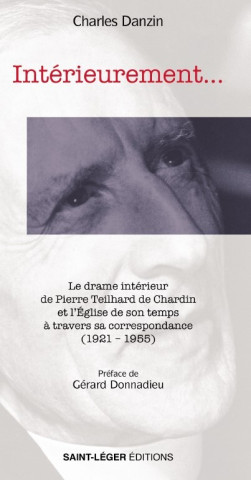 Intérieurement...