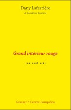 Grand intérieur rouge