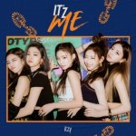 ITZY  ITZ ME / COMES IN 3 RANDOM SUPPLIED VERSIONS
