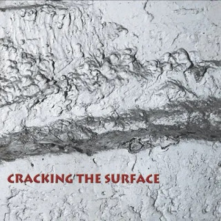 Dimuzio, Thomas:  Cracking The Surface