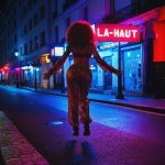 LA HAUT