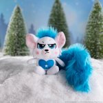 Bogie(TM) Plush Blau