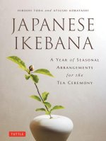 A Year of Japanese Ikebana