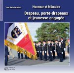 Drapeau, porte-drapeaux et jeunesse engagée