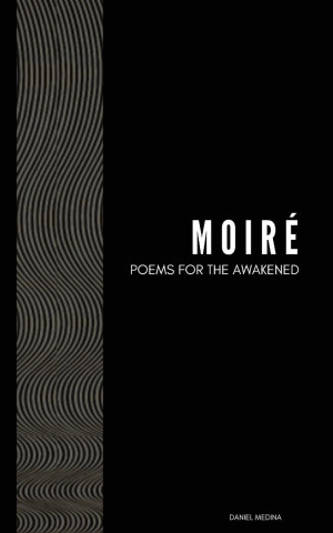 MOIRÉ