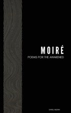 MOIRÉ
