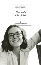 UNA NOIA A LA CIUTAT