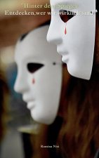 „Hinter dem Spiegel