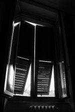 SOMBRAS EN EL BALNEARIO