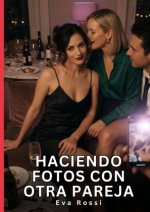 Haciendo fotos con otra pareja